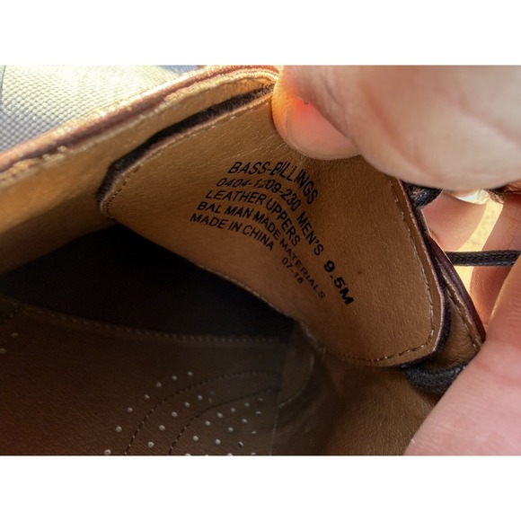 G.H. Bass Welling 9.5M Brown Two Tone Leather Wingtip Oxford - Picture 3 of 6